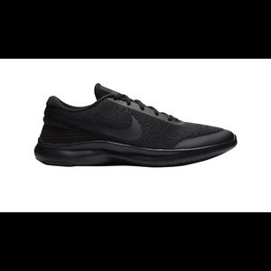 ****WIDE****NEW Nike Flex Experience RN7